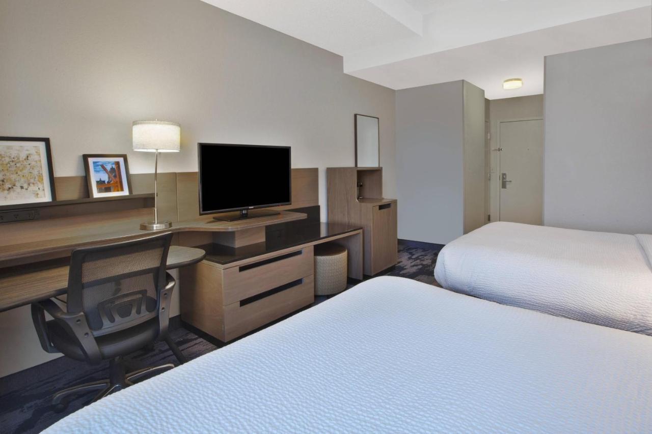 Fairfield Inn & Suites By Marriott Milwaukee Downtown Экстерьер фото