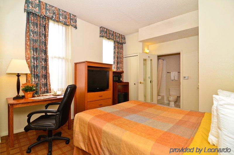 Fairfield Inn & Suites By Marriott Milwaukee Downtown Номер фото