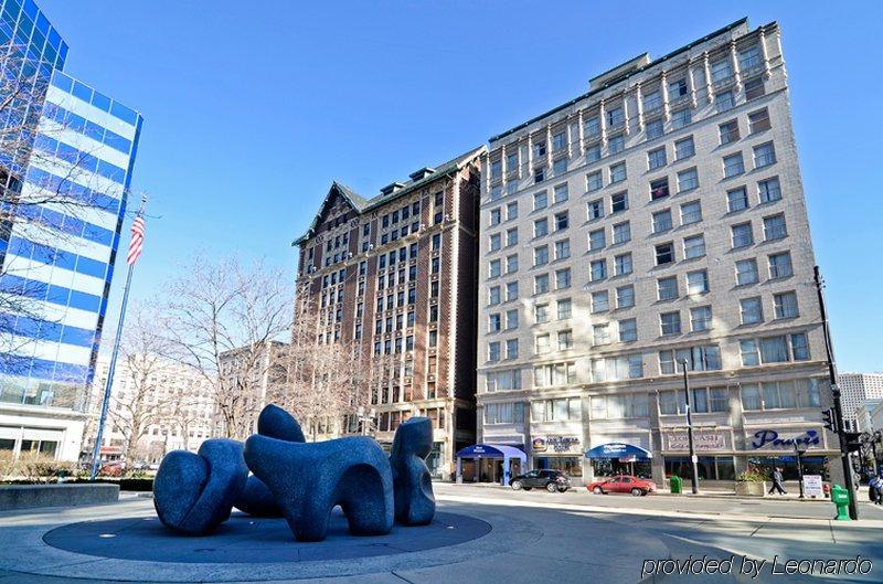 Fairfield Inn & Suites By Marriott Milwaukee Downtown Экстерьер фото