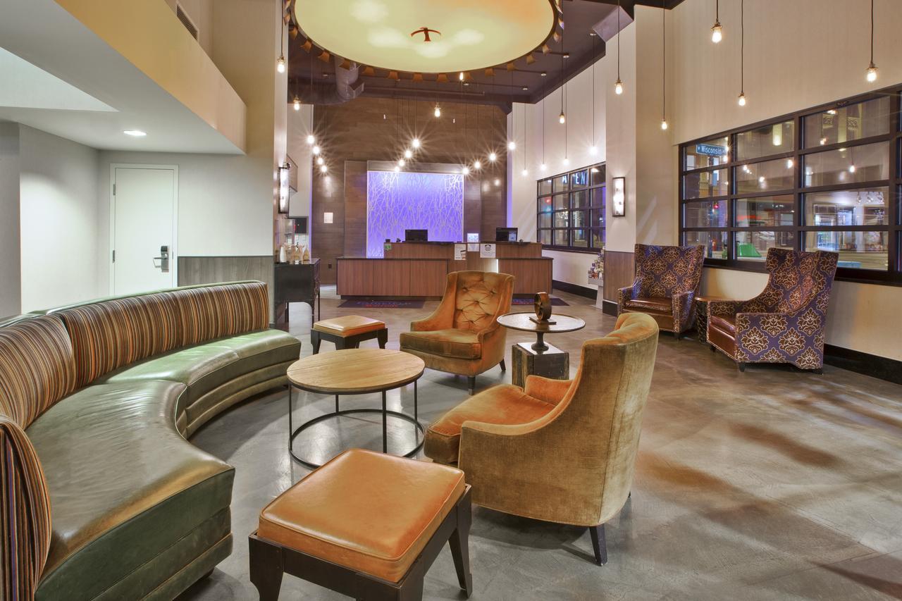 Fairfield Inn & Suites By Marriott Milwaukee Downtown Экстерьер фото