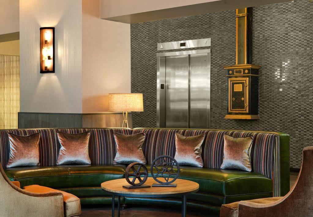 Fairfield Inn & Suites By Marriott Milwaukee Downtown Экстерьер фото